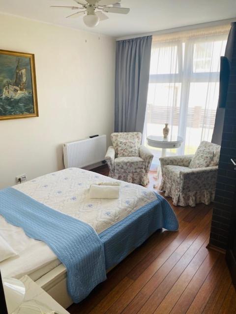 Columba Livia Guesthouse Паланга Экстерьер фото