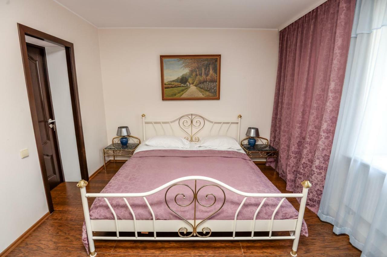 Columba Livia Guesthouse Паланга Экстерьер фото