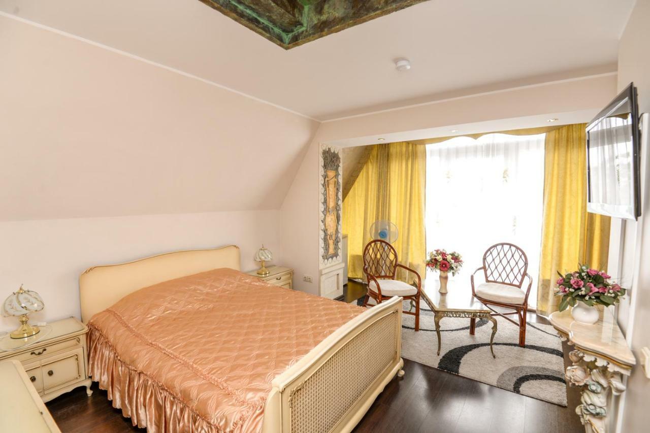 Columba Livia Guesthouse Паланга Экстерьер фото